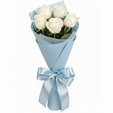 Букет 5 Белых роз Проуд в Майдарово