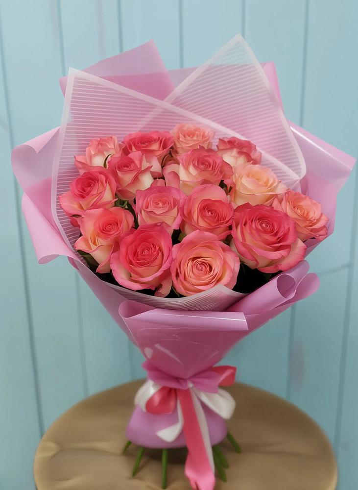 Букет 15 Розовых роз Равель в Майдарово
