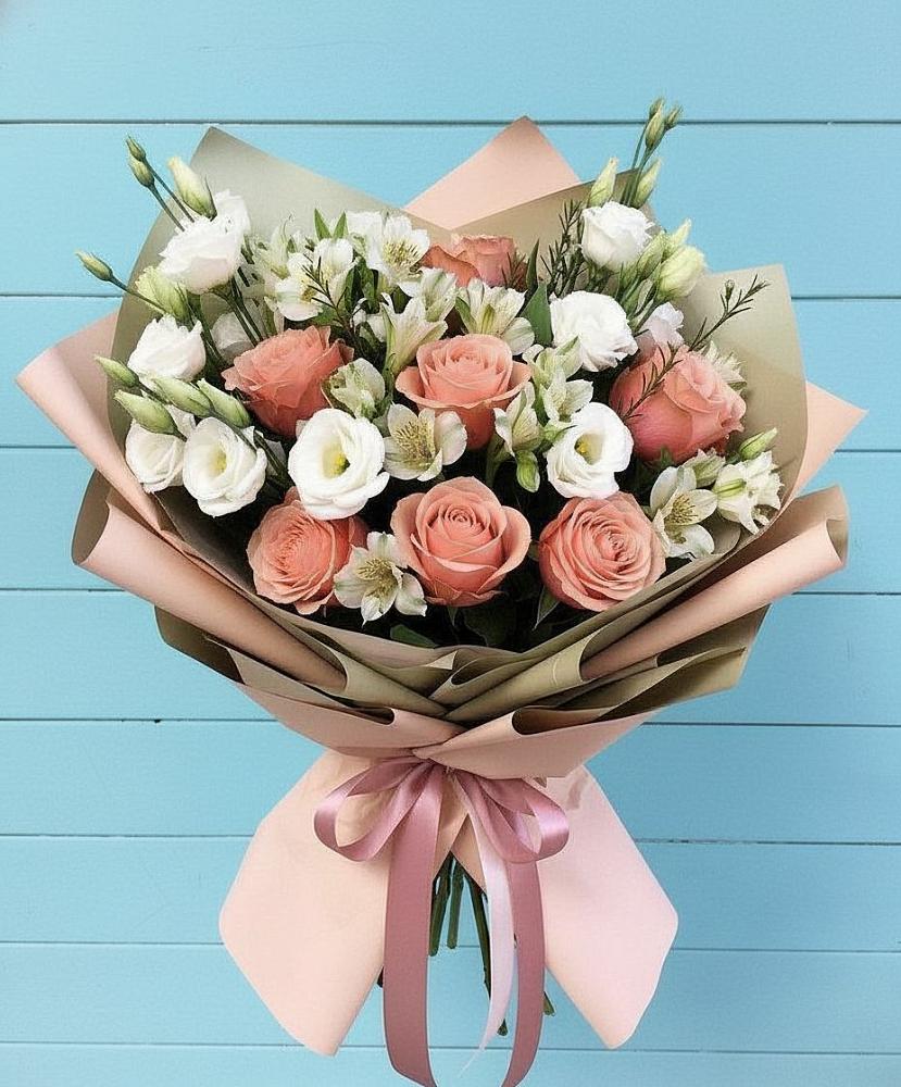 Букет цветов из: Розы, Альстромерии и Лизиантусы в Майдарово