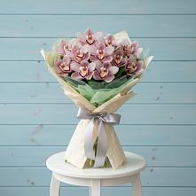 Букет цветов из:  Орхидеи и Розы в Майдарово