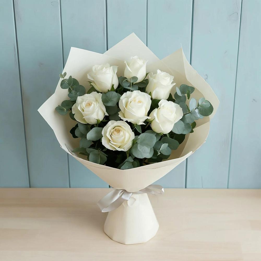 Букет Белые розы в Эвкалипте в Майдарово