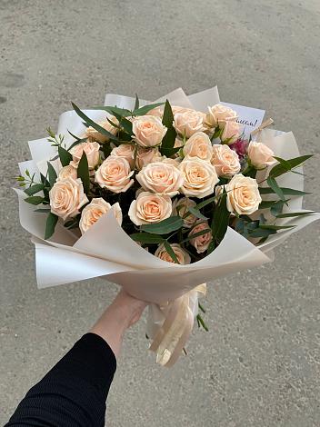 Букет Кремовые розы Латте в Майдарово