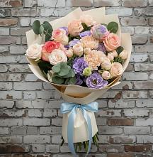 Букет цветов из:  Розы, Лизиантусы и Гвоздики в Майдарово