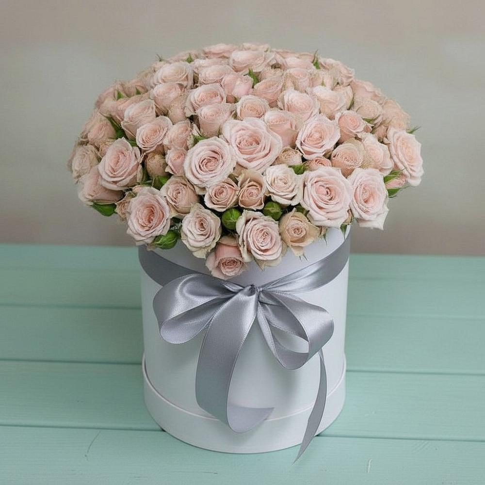 Цветочная композиция из Розы в шляпной коробке в Майдарово